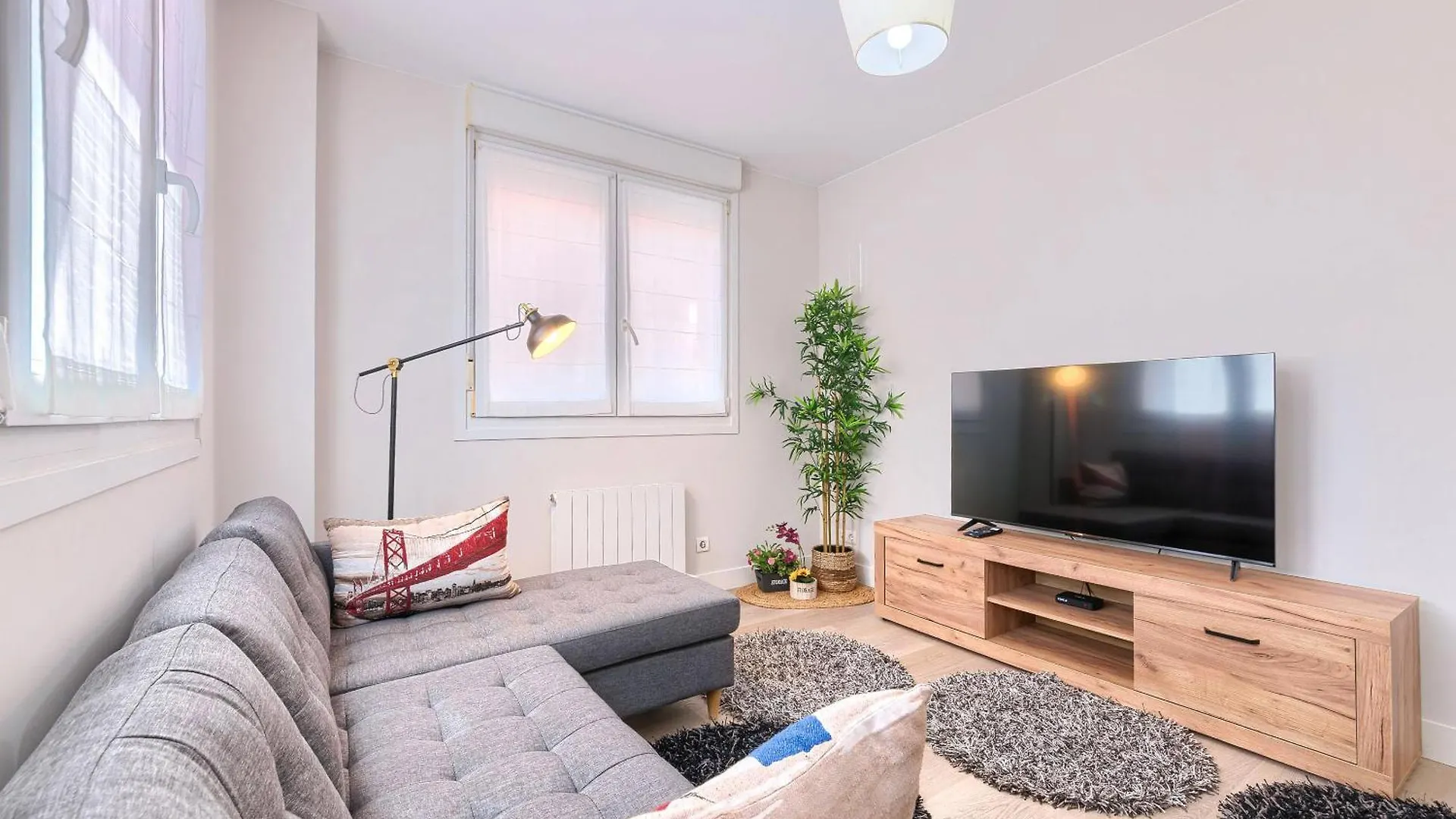 Apartment Urban Cruces By Next Stop Bilbao Barakaldo